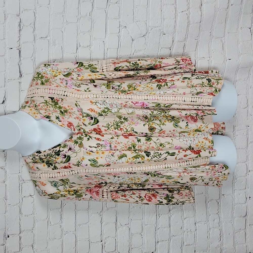 Chelsea & Theodore - Pink Floral Peasant Top 💘